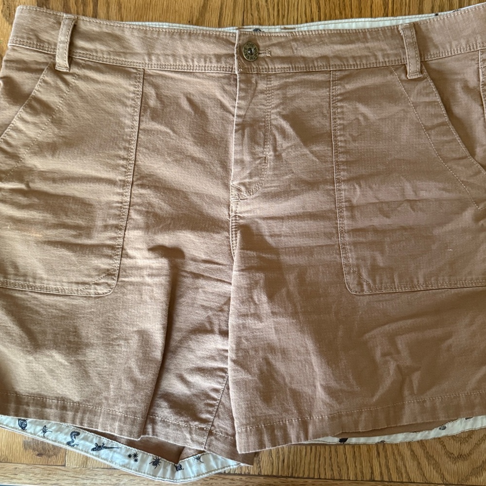 Casual Tan Cargo Shorts for Women